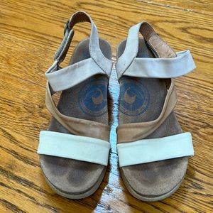 Wanda Panda cork sole sandals.  Size EU 38 US8.  Fair Condition.  AS IS-